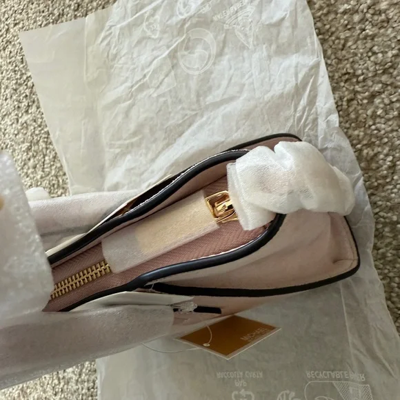 Michael Kors crossbody bag purse Satchel - Picture 5 of 12